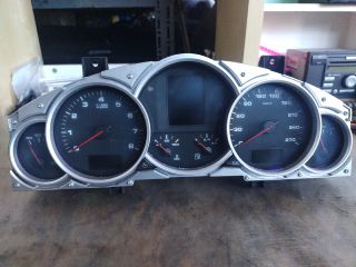 bontott PORSCHE CAYENNE Kilométeróra