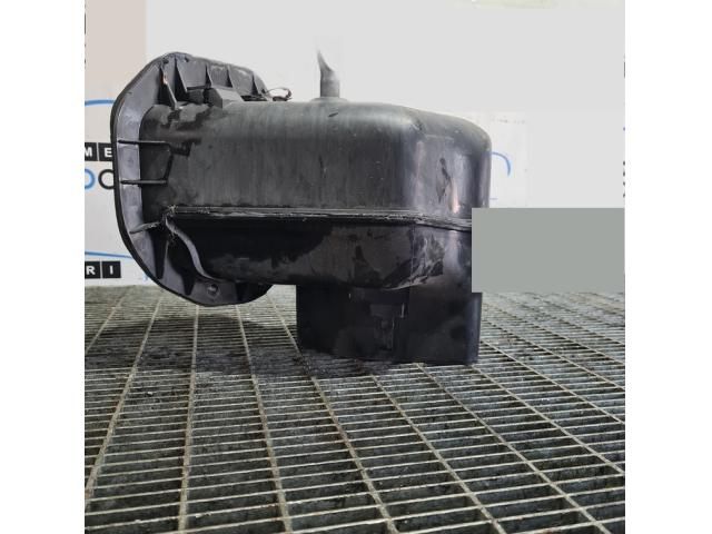 bontott PORSCHE CAYENNE Légszűrő Ház