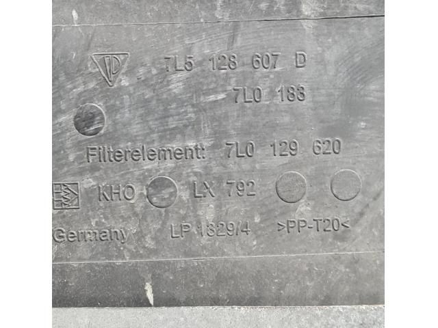 bontott PORSCHE CAYENNE Légszűrő Ház