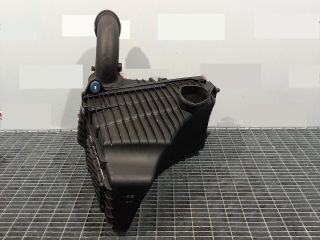 bontott PORSCHE CAYENNE Légszűrő Ház