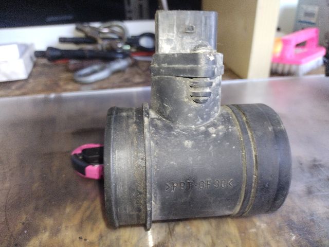 bontott PORSCHE CAYENNE Légtömegmérő