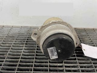 bontott PORSCHE CAYENNE Motor Tartó Bak (Pozíciófüggetlen)