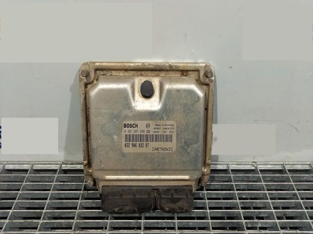 bontott PORSCHE CAYENNE Motorvezérlő