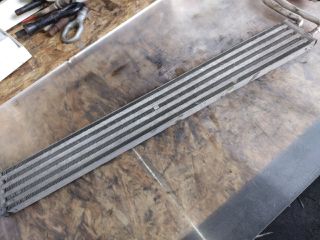 bontott PORSCHE CAYENNE Olajhűtő