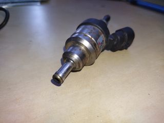 bontott PORSCHE CAYENNE Porlasztó (1 db)