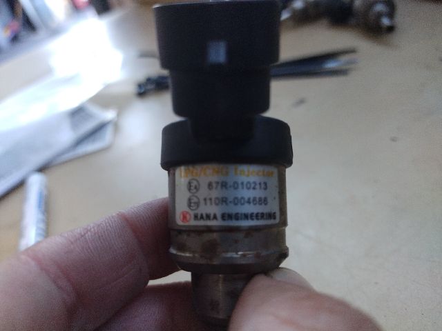 bontott PORSCHE CAYENNE Porlasztó (1 db)