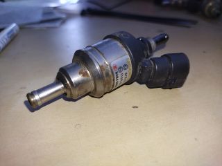 bontott PORSCHE CAYENNE Porlasztó (1 db)