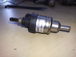 bontott PORSCHE CAYENNE Porlasztó (1 db)