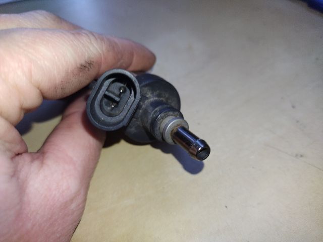 bontott PORSCHE CAYENNE Porlasztó (1 db)