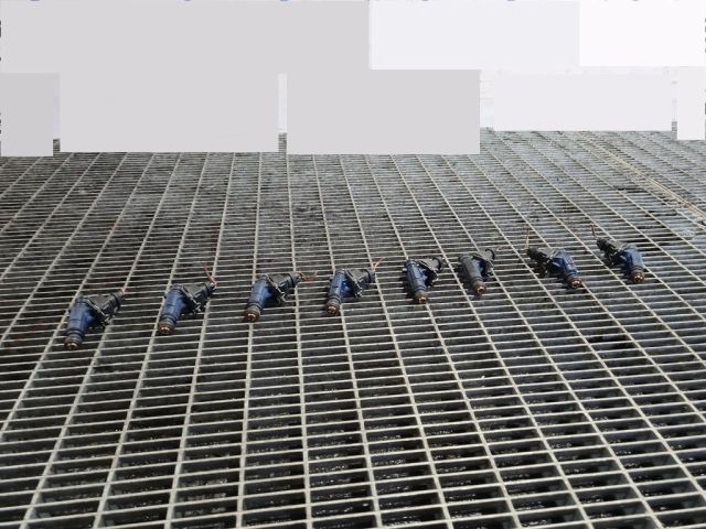 bontott PORSCHE CAYENNE Porlasztó (1 db)