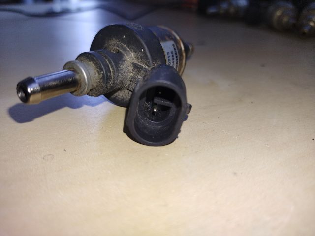 bontott PORSCHE CAYENNE Porlasztó (1 db)