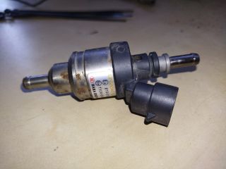 bontott PORSCHE CAYENNE Porlasztó (1 db)