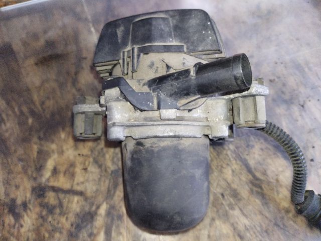 bontott PORSCHE CAYENNE Szekunder Levegő Szivattyú