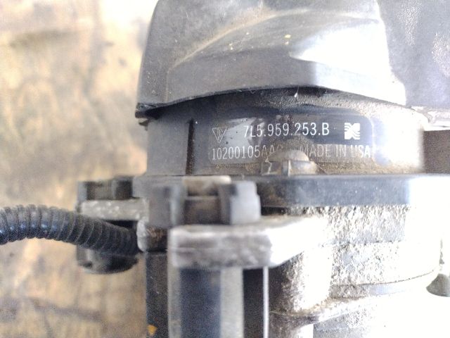 bontott PORSCHE CAYENNE Szekunder Levegő Szivattyú