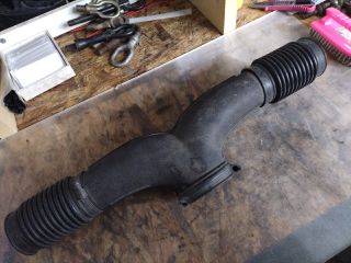 bontott PORSCHE CAYENNE Szívó Cső