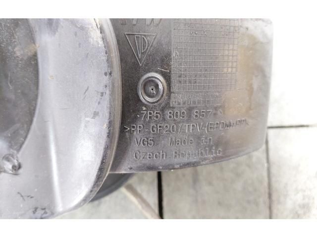 bontott PORSCHE CAYENNE Tankajtó