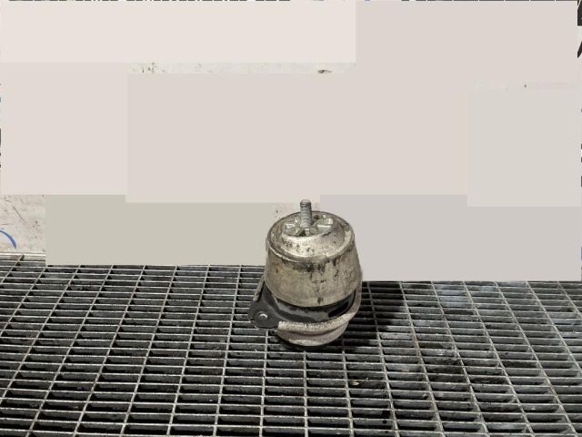 bontott PORSCHE CAYENNE Tartó Bak