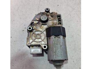 bontott PORSCHE CAYENNE Tetőablak Motor