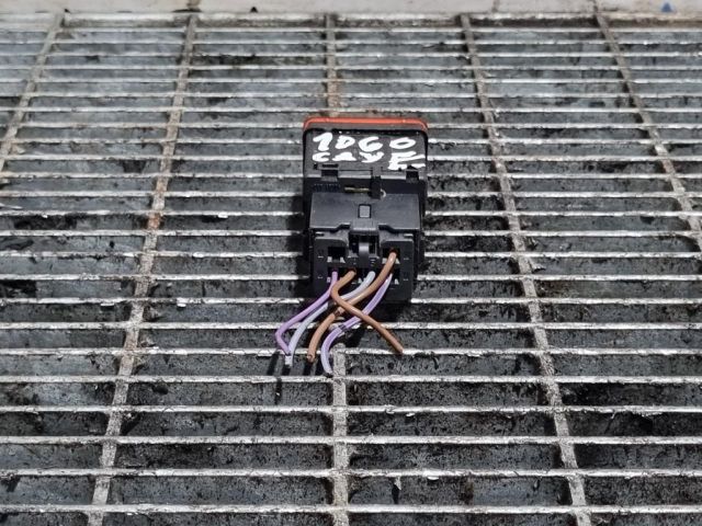 bontott PORSCHE CAYENNE Vészvillogó Kapcsoló