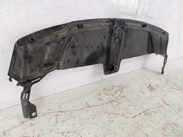 bontott PORSCHE CAYENNE Vízhűtő Radiátor Tartó