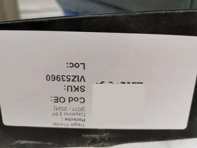 bontott PORSCHE CAYENNE Vízhűtő Radiátor Tartó