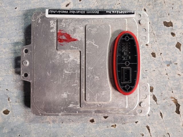 bontott PORSCHE CAYENNE Xenon Trafó