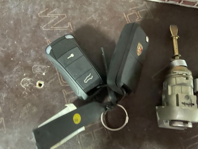 bontott PORSCHE CAYENNE Zárbetét Szett