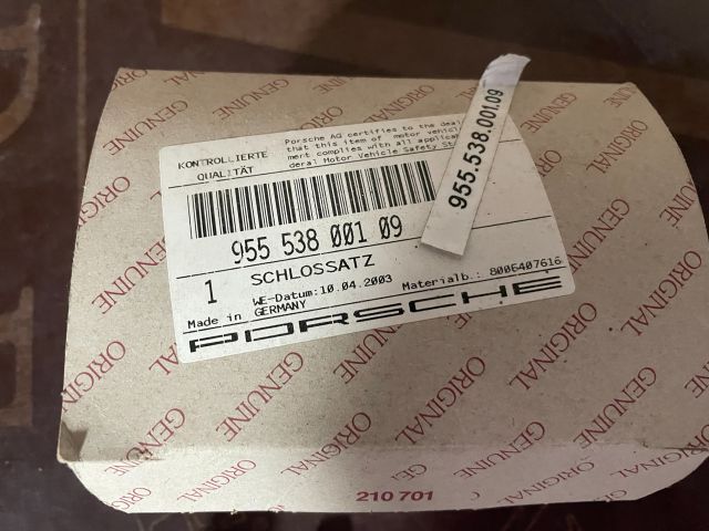 bontott PORSCHE CAYENNE Zárbetét Szett