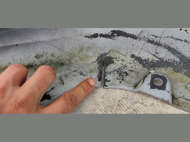 bontott PORSCHE CAYMAN Első Lökhárító (Üresen)