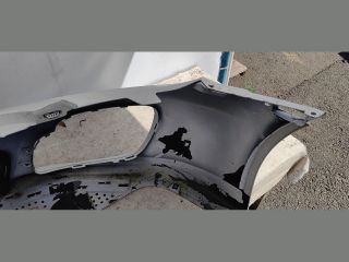 bontott PORSCHE CAYMAN Első Lökhárító (Üresen)