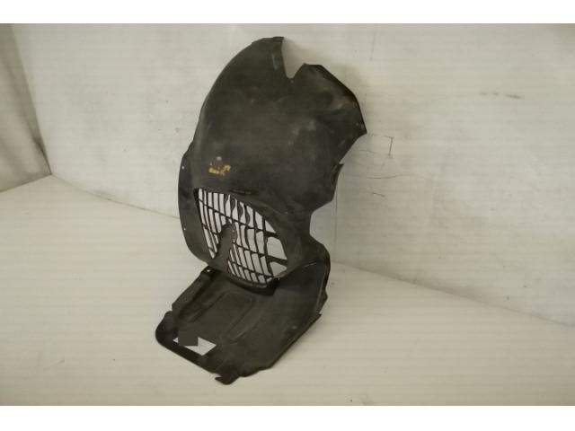 bontott PORSCHE CAYMAN Jobb első Dobbetét (Kerékjárati, Műanyag)