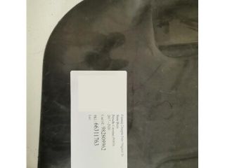 bontott PORSCHE CAYMAN Jobb első Dobbetét (Kerékjárati, Műanyag)