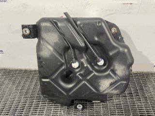 bontott PORSCHE MACAN AdBlue Tartály