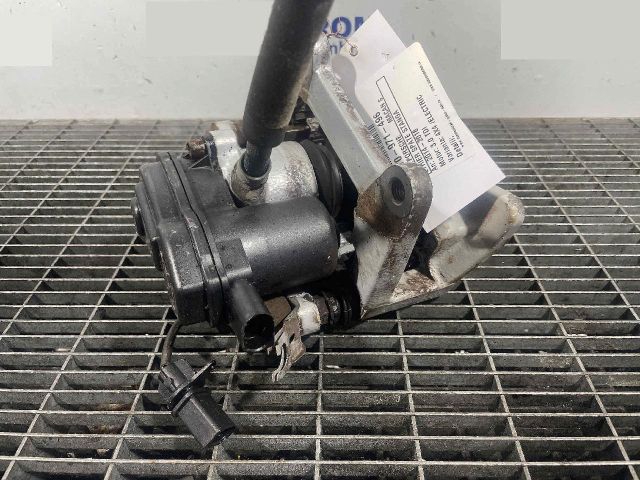 bontott PORSCHE MACAN Bal hátsó Féknyereg Munkahengerrel