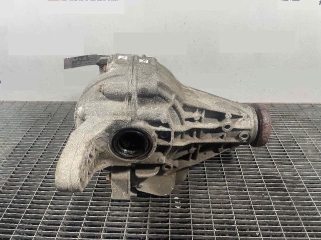 bontott PORSCHE MACAN Differenciálmű Tartó Bak