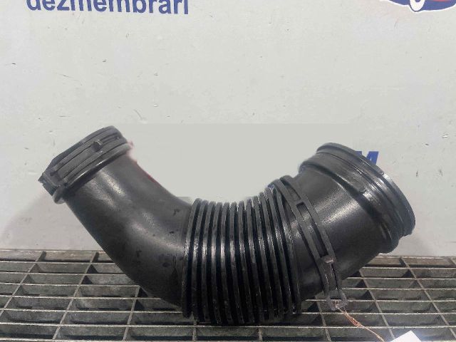 bontott PORSCHE MACAN Légbeömlő Cső