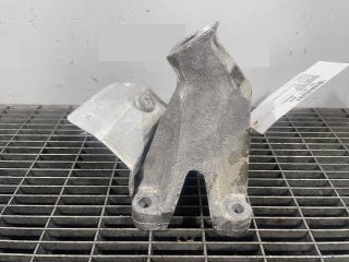 bontott PORSCHE MACAN Motor Tartó Bak (Pozíciófüggetlen)