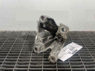 bontott PORSCHE MACAN Motor Tartó Bak (Pozíciófüggetlen)