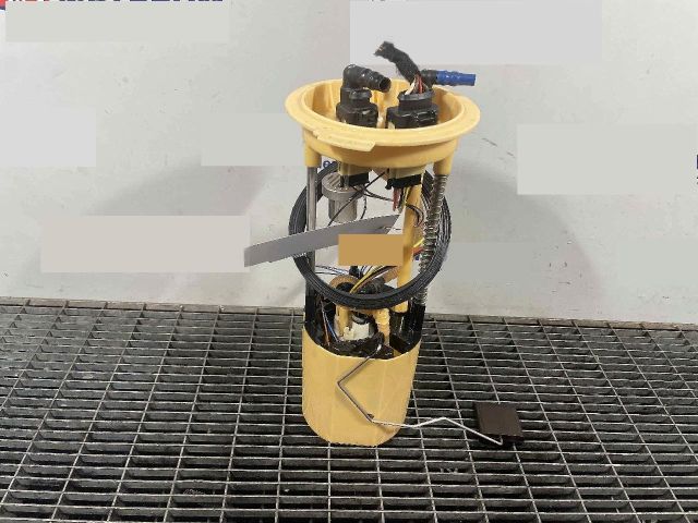 bontott PORSCHE MACAN Üzemanyag Szivattyú