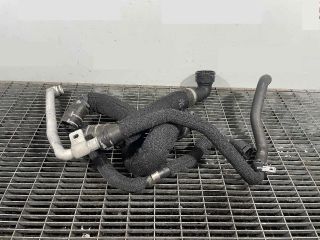 bontott PORSCHE MACAN Vízcső