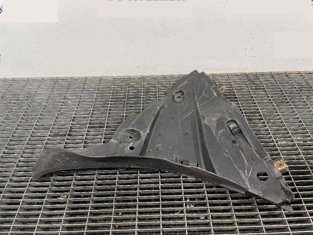 bontott PORSCHE MACAN Alsó Motorburkolat