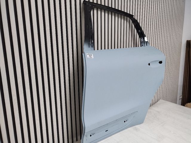 bontott PORSCHE MACAN Bal hátsó Ajtó (Üres lemez)