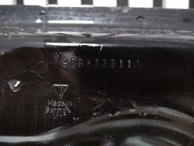 bontott PORSCHE MACAN Bal hátsó Ajtó (Üres lemez)