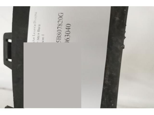 bontott PORSCHE MACAN Bal Ködlámpa Rács