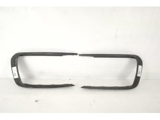 bontott PORSCHE MACAN Bal Ködlámpa Rács