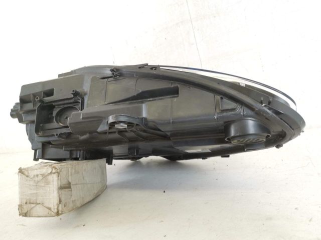 bontott PORSCHE MACAN Bal Ledes Fényszóró