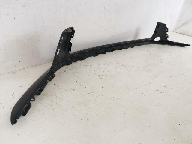 bontott PORSCHE MACAN Első Lökhárító Légterelő