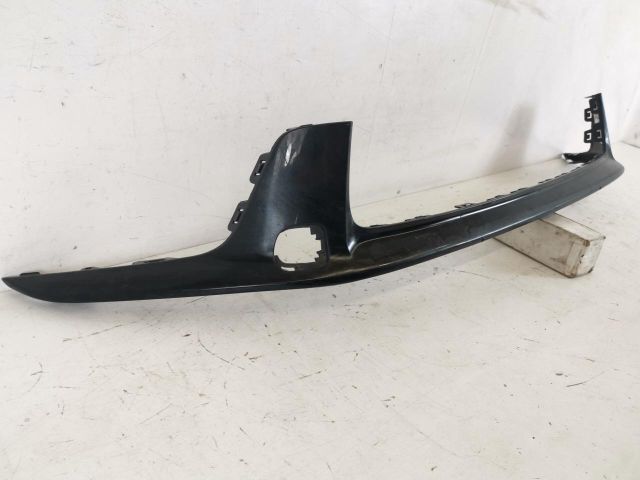 bontott PORSCHE MACAN Első Lökhárító Légterelő