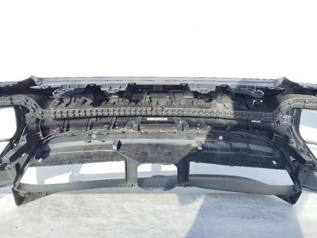 bontott PORSCHE MACAN Első Lökhárító (Üresen)