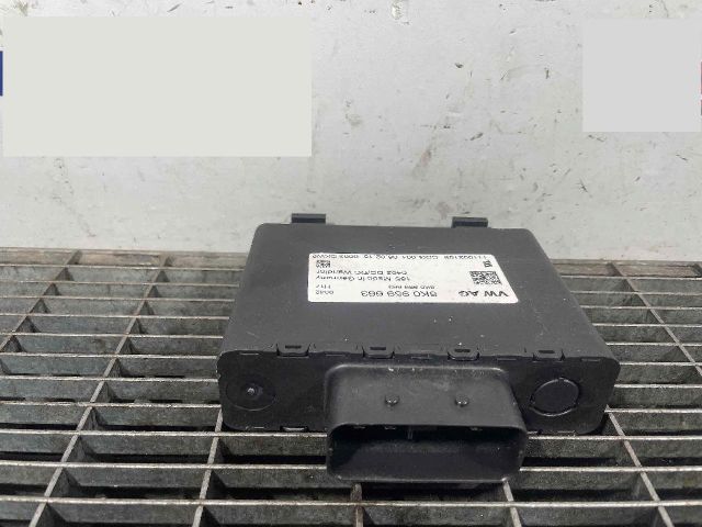 bontott PORSCHE MACAN Feszültségszabályzó